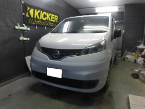 大阪・NV200☆ナビ・スピーカー交換