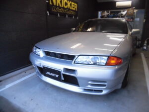 大阪・32GTR☆ナビ取り付けThird　Technology取り付け