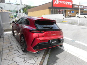 愛知県・クラウンスポーツ☆KICKER　スピーカー前後ポン付けセット取り付け